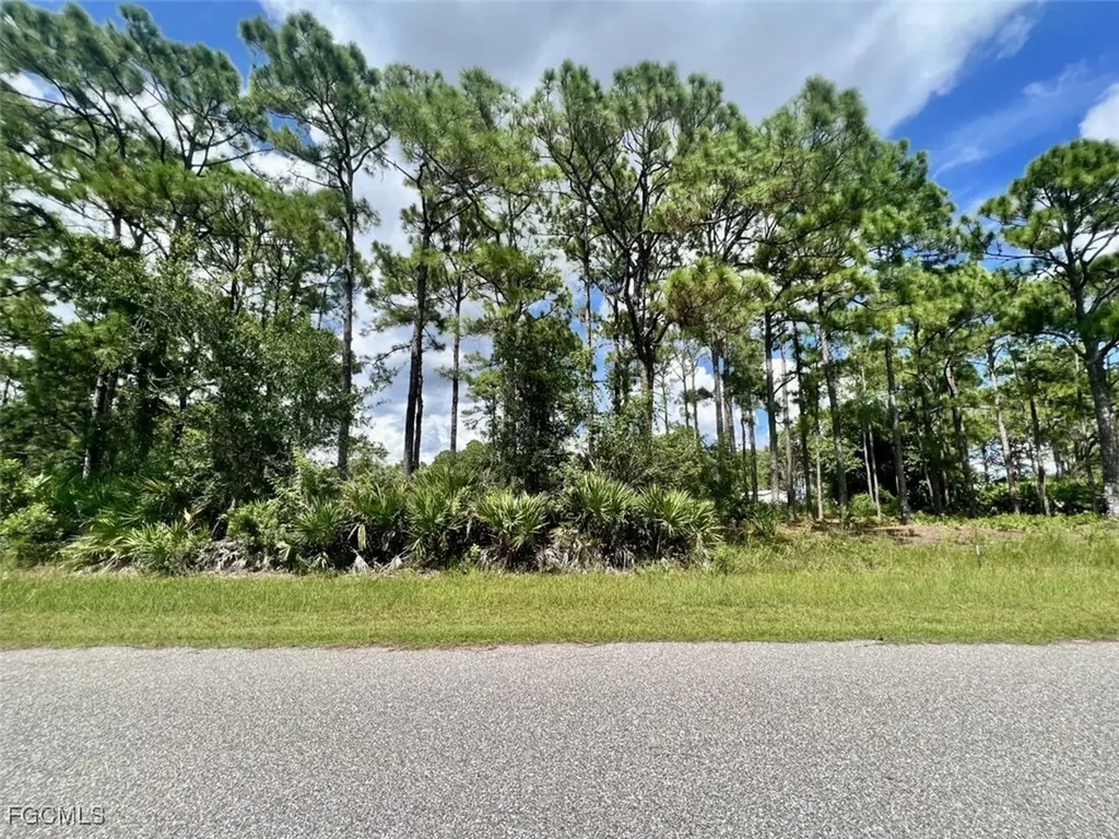 13510 Hopewell Avenue Port Charlotte FL 33981