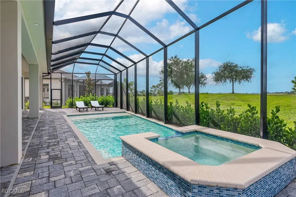 3383 Chestnut Grove Drive Alva FL 33920