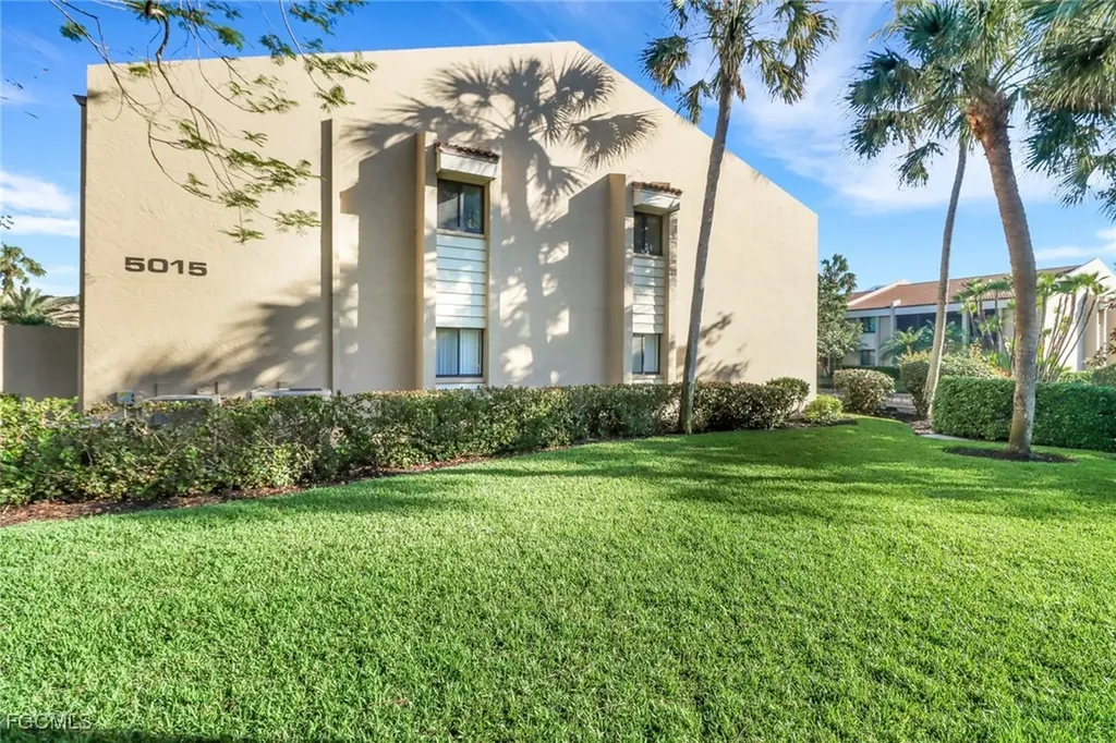 5015 Harbortown Lane Fort Myers FL 33919