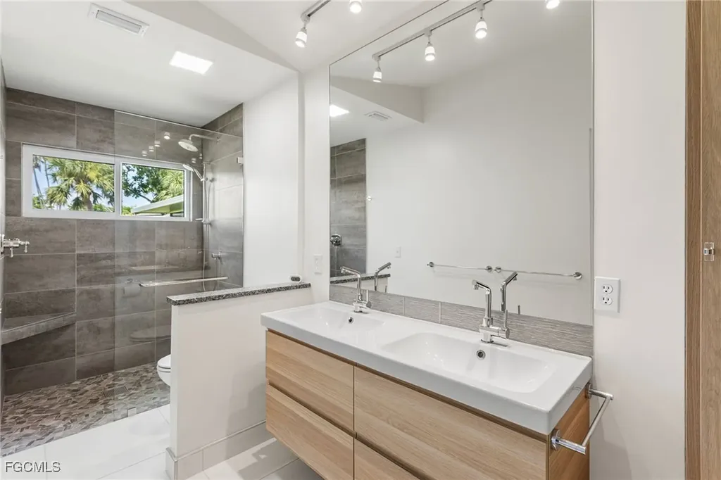 14698 Olde Millpond Court Fort Myers FL 33908