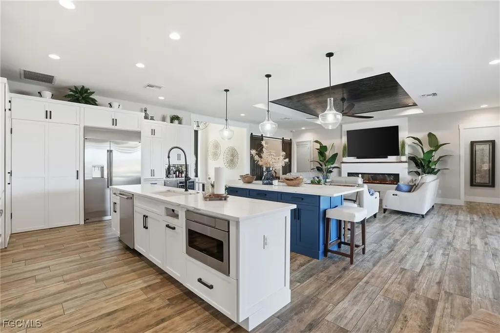 891 W Cape Estates Circle Cape Coral FL 33993