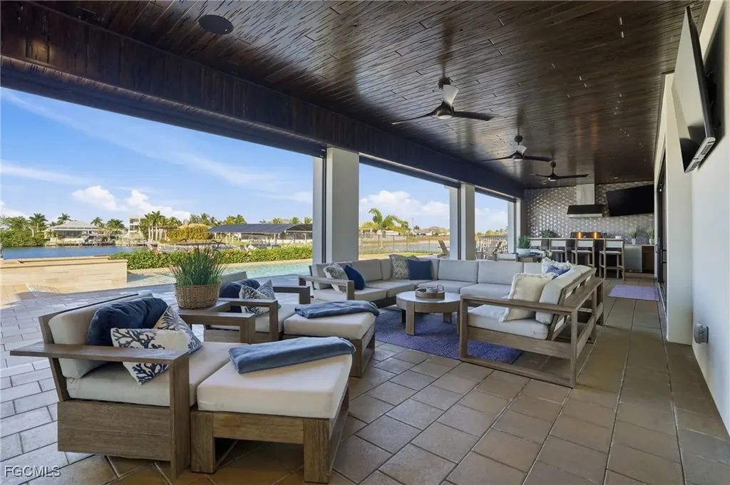 891 W Cape Estates Circle Cape Coral FL 33993