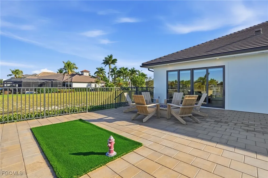 891 W Cape Estates Circle Cape Coral FL 33993