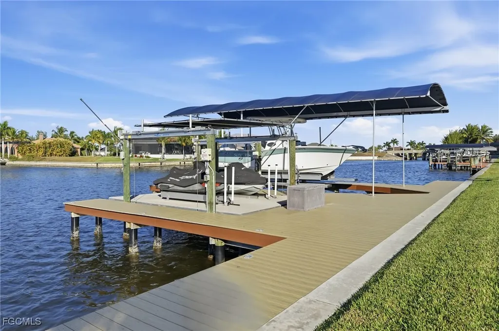 891 W Cape Estates Circle Cape Coral FL 33993