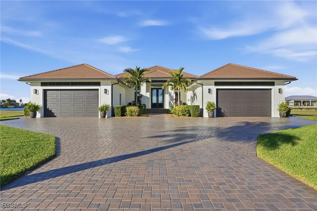 891 W Cape Estates Circle Cape Coral FL 33993