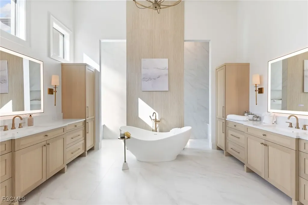 898 W Cape Estates Circle Cape Coral FL 33993