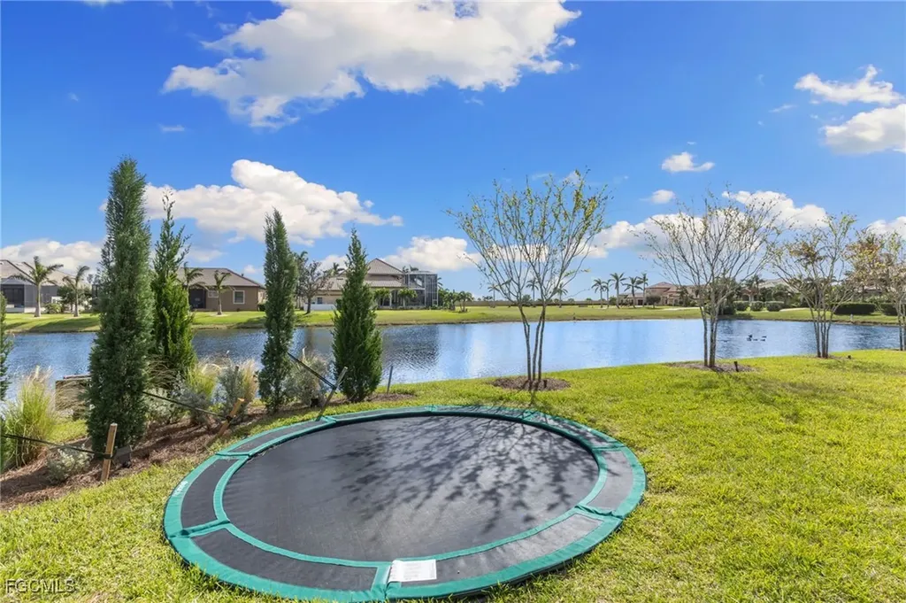 898 W Cape Estates Circle Cape Coral FL 33993