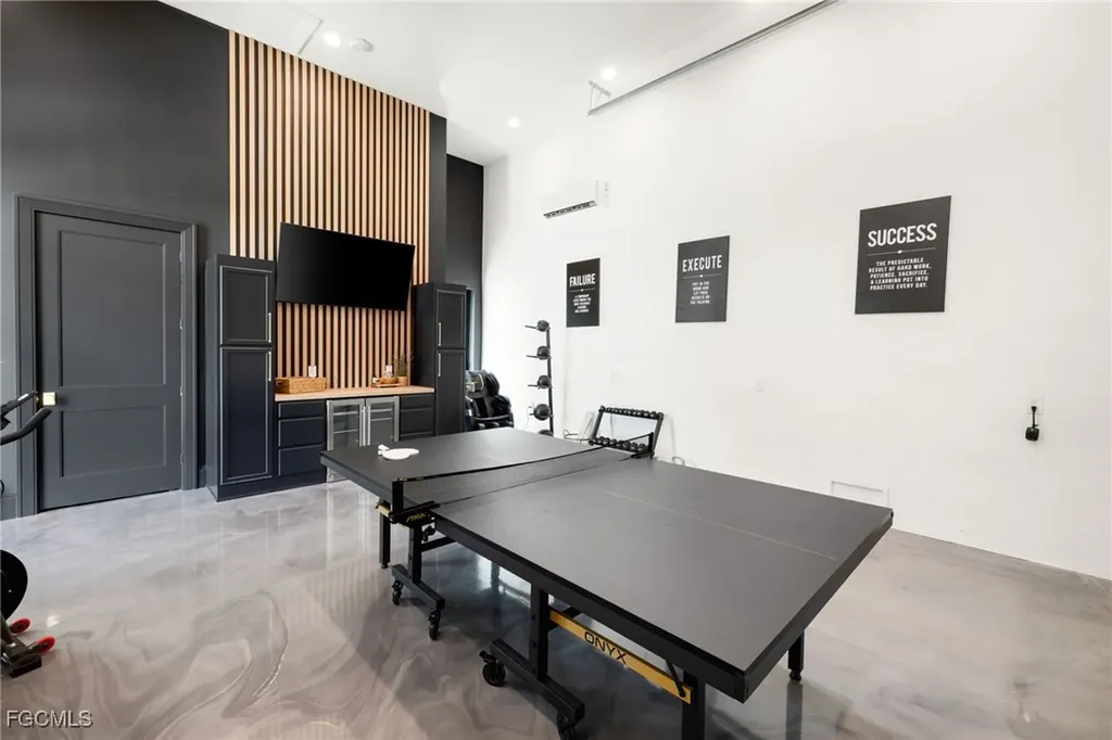 898 W Cape Estates Circle Cape Coral FL 33993