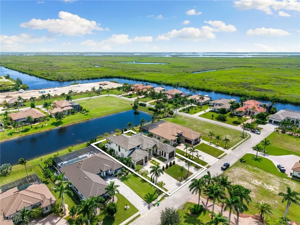 898 W Cape Estates Circle Cape Coral FL 33993