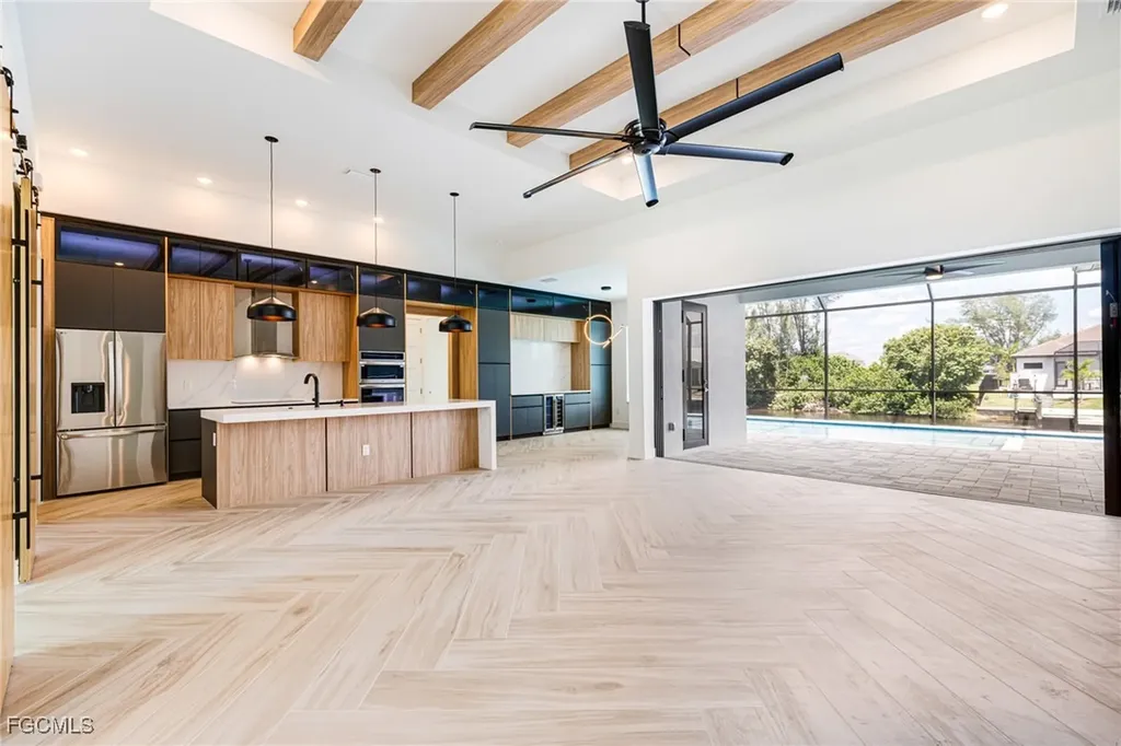 903 NW 38th Avenue Cape Coral FL 33993