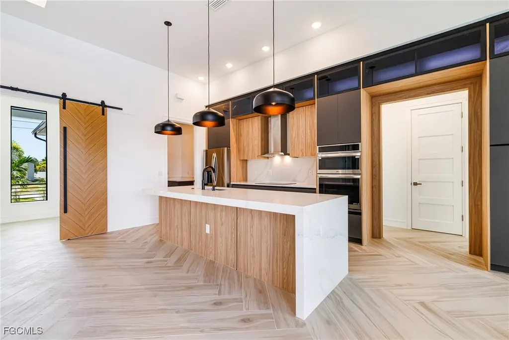 903 NW 38th Avenue Cape Coral FL 33993