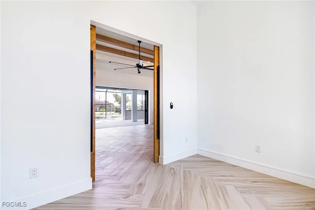 903 NW 38th Avenue Cape Coral FL 33993