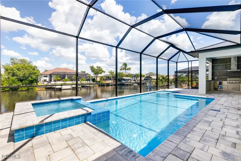 903 NW 38th Avenue Cape Coral FL 33993