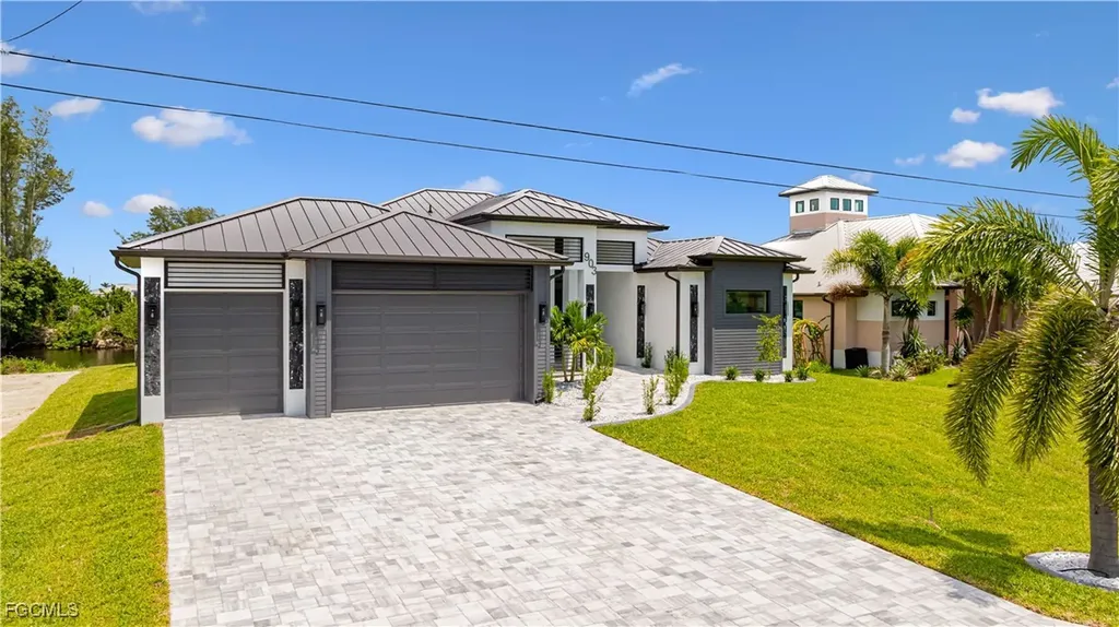 903 NW 38th Avenue Cape Coral FL 33993