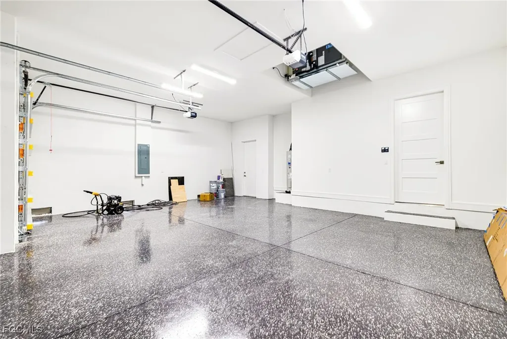 903 NW 38th Avenue Cape Coral FL 33993