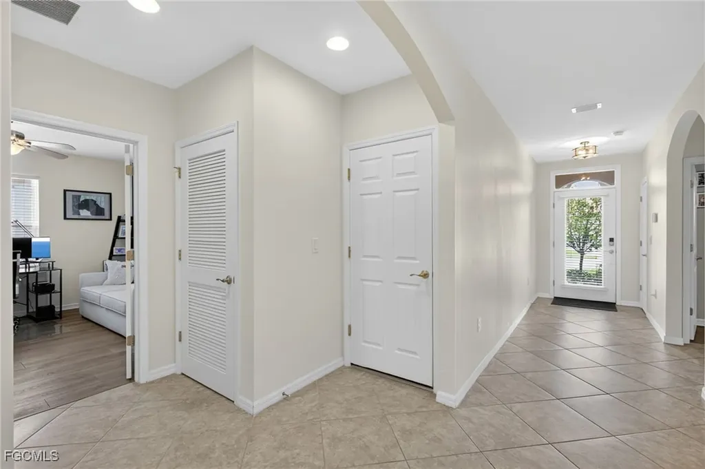 3206 Birchin Lane Fort Myers FL 33916