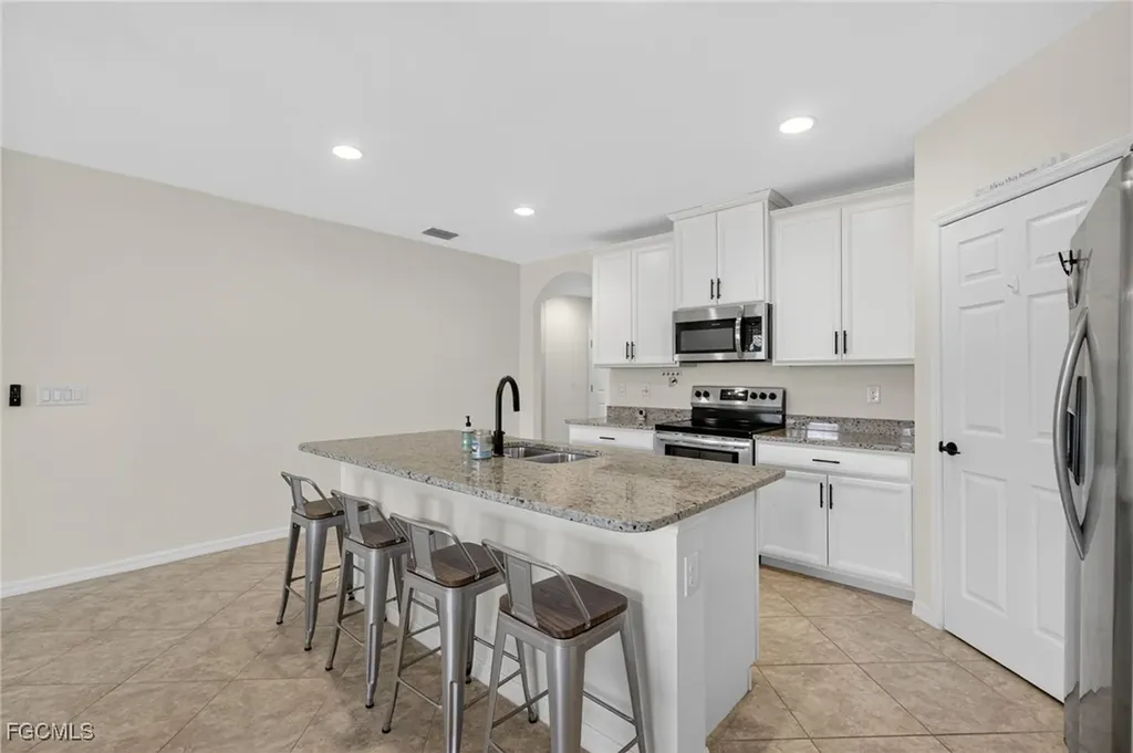 3206 Birchin Lane Fort Myers FL 33916