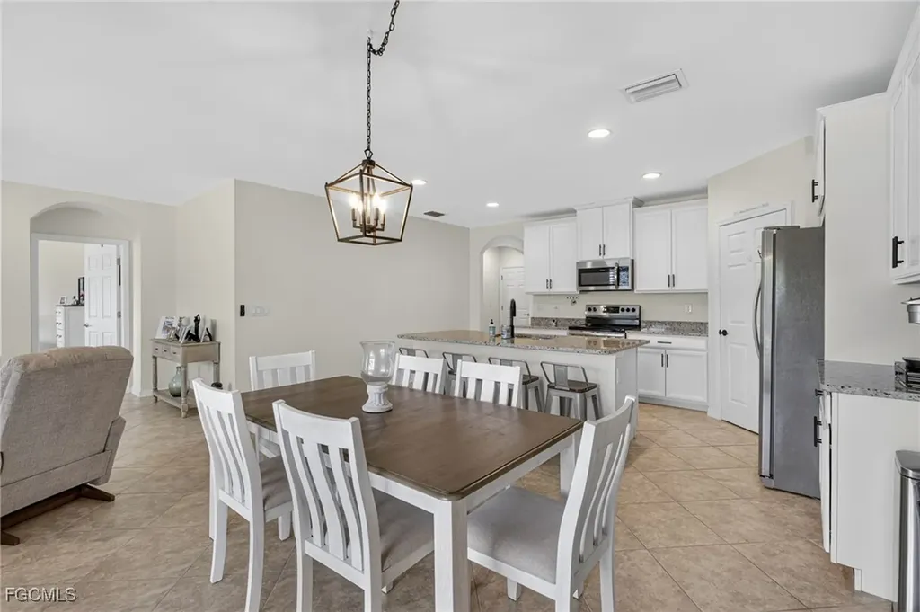 3206 Birchin Lane Fort Myers FL 33916