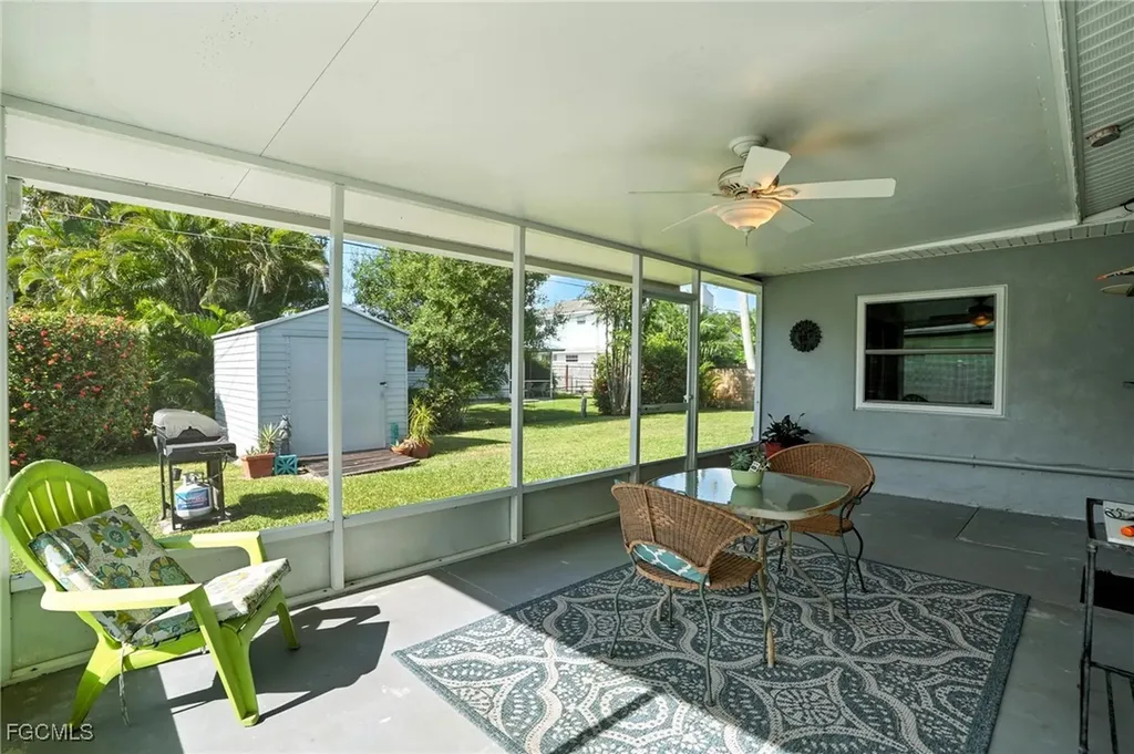 1718 Hill Avenue Fort Myers FL 33901