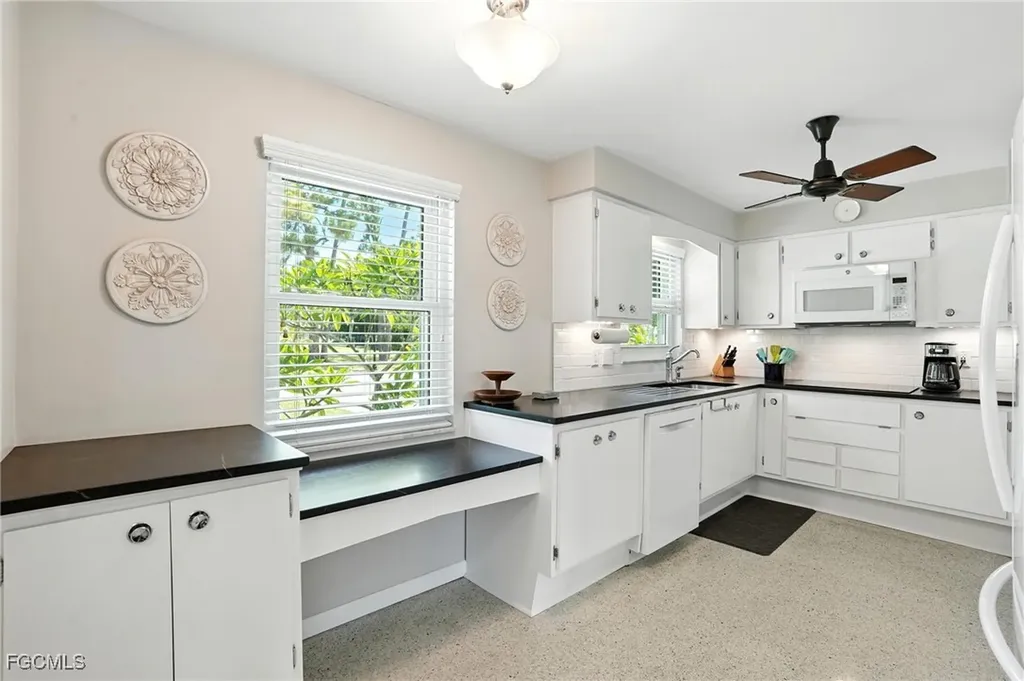 1718 Hill Avenue Fort Myers FL 33901