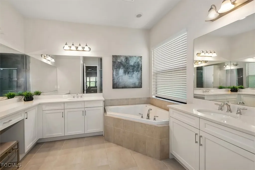 10087 Chesapeake Bay Drive Fort Myers FL 33913