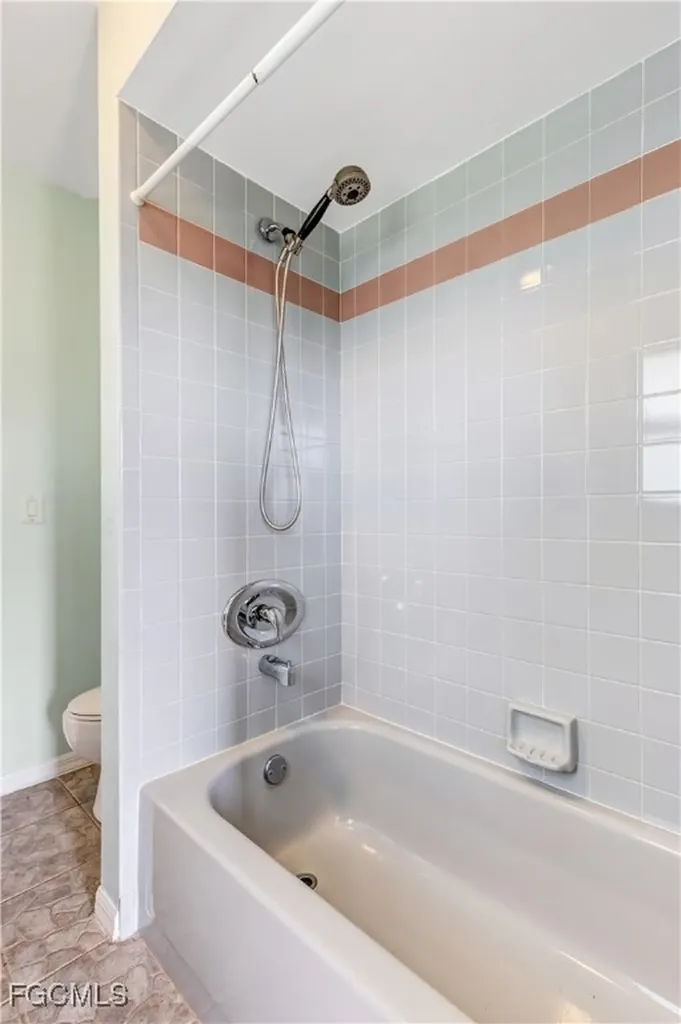 3013 SW 2nd Avenue Cape Coral FL 33914