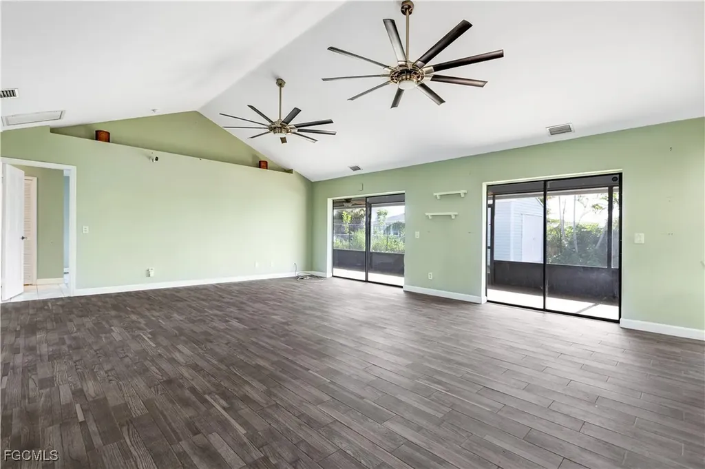 3013 SW 2nd Avenue Cape Coral FL 33914