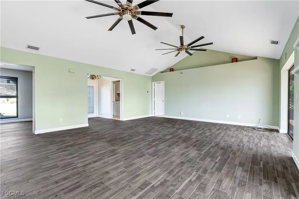 3013 SW 2nd Avenue Cape Coral FL 33914