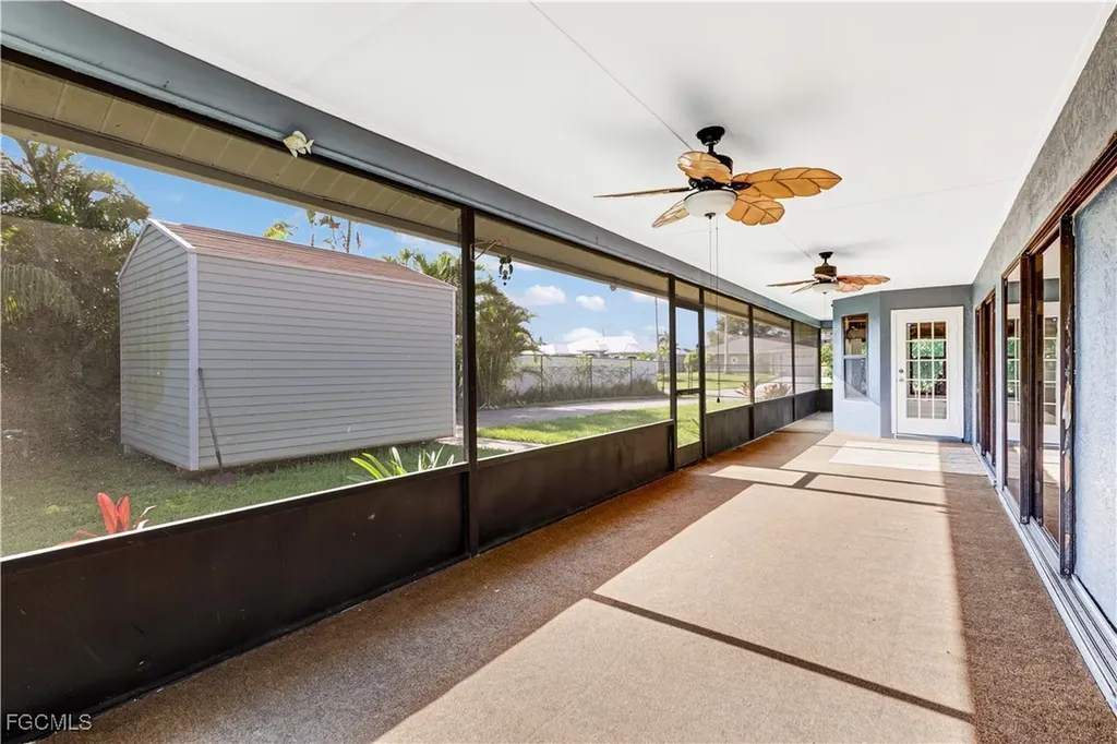 3013 SW 2nd Avenue Cape Coral FL 33914