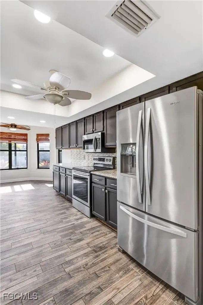 3013 SW 2nd Avenue Cape Coral FL 33914