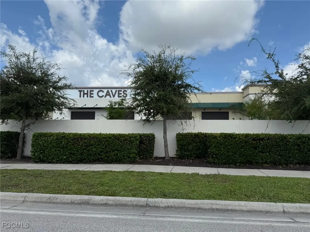 4209 SW 9th Avenue Cape Coral FL 33914