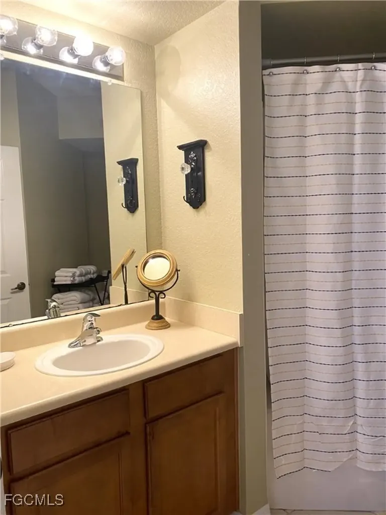 15585 Ocean Walk Circle Fort Myers FL 33908