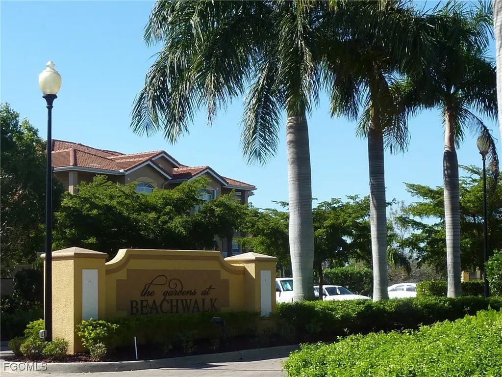 15585 Ocean Walk Circle Fort Myers FL 33908