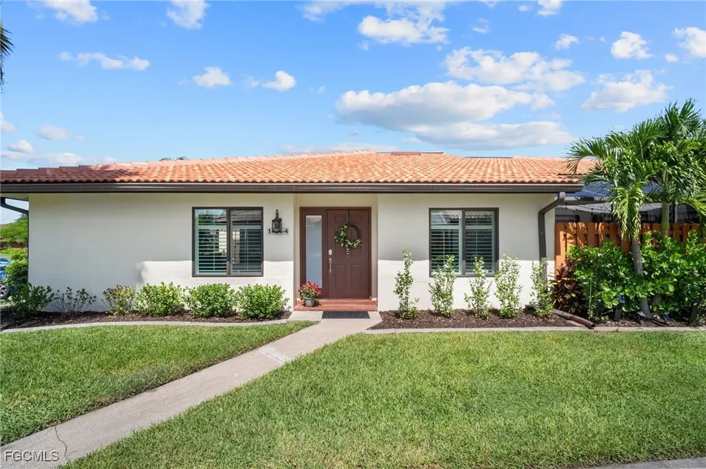 1424 Park Shore Circle Fort Myers FL 33901