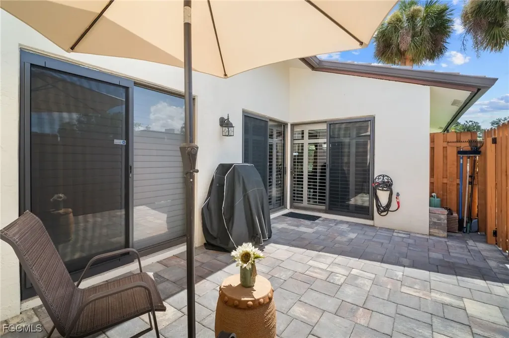 1424 Park Shore Circle Fort Myers FL 33901