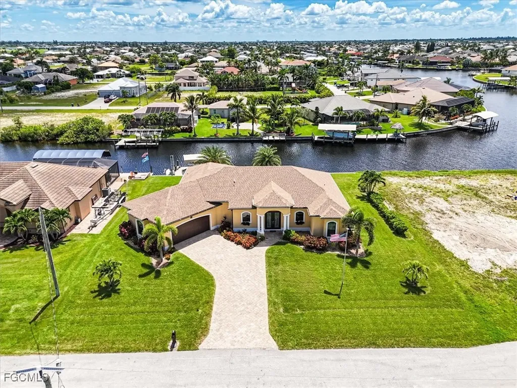 413 NW 39th Avenue Cape Coral FL 33993