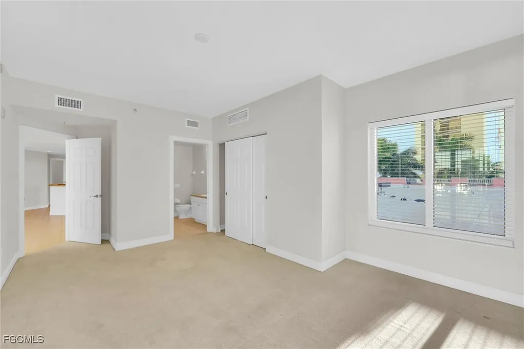2745 1st Street Fort Myers FL 33916