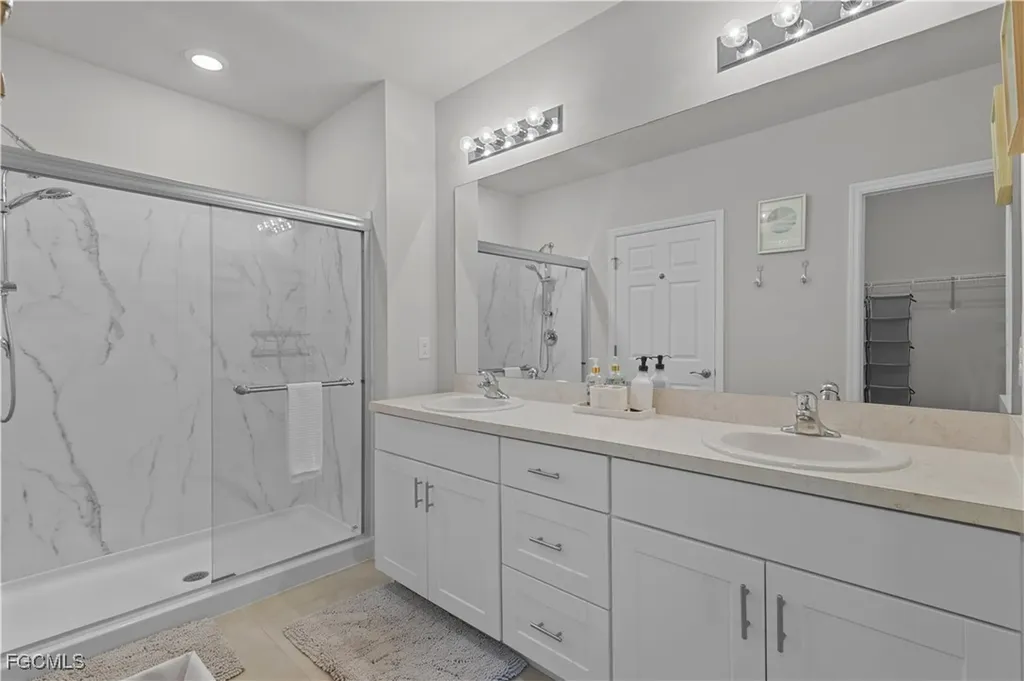 4320 Little Hickory Road Bonita Springs FL 34134