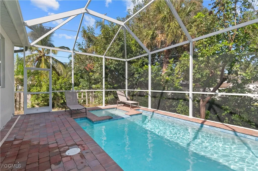 4320 Little Hickory Road Bonita Springs FL 34134