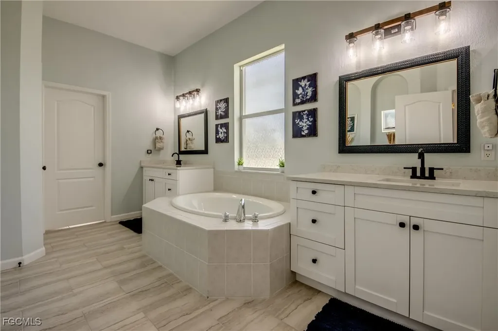 118 NE 21st Avenue Cape Coral FL 33909