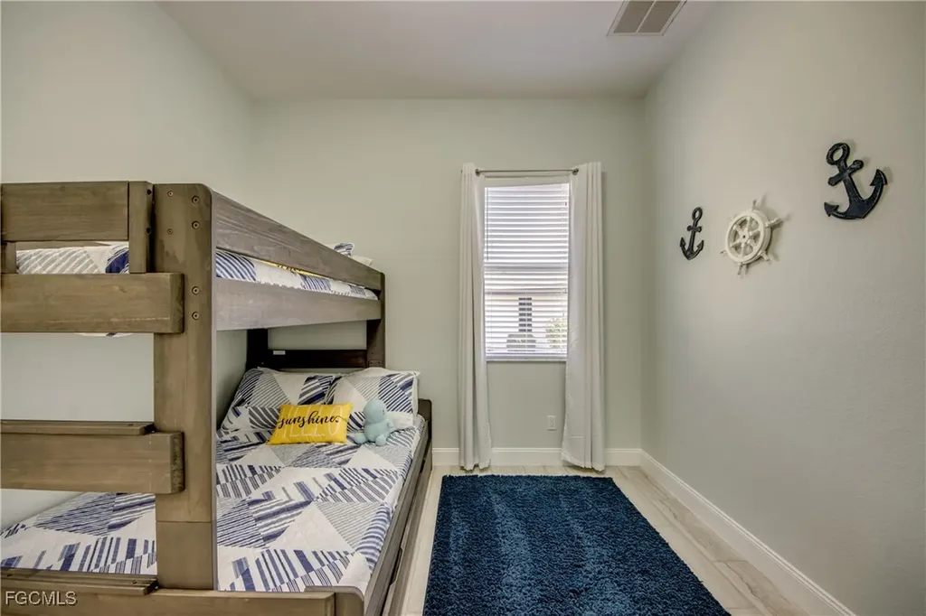 118 NE 21st Avenue Cape Coral FL 33909