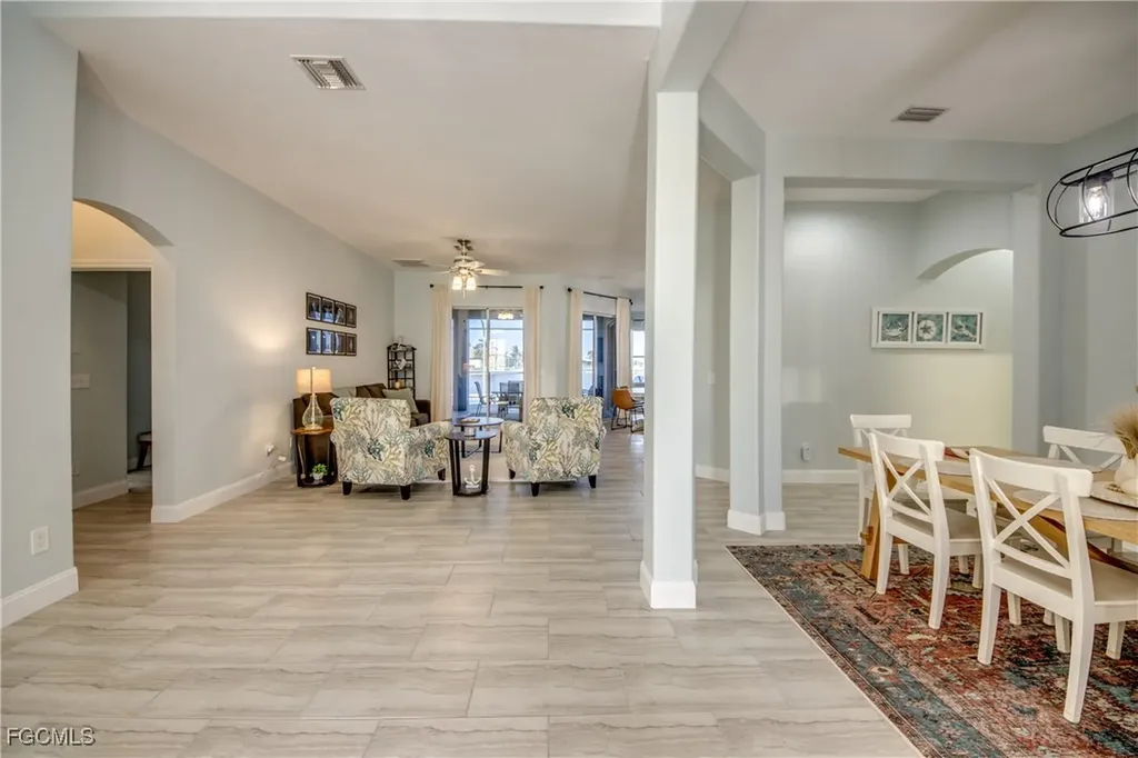 118 NE 21st Avenue Cape Coral FL 33909