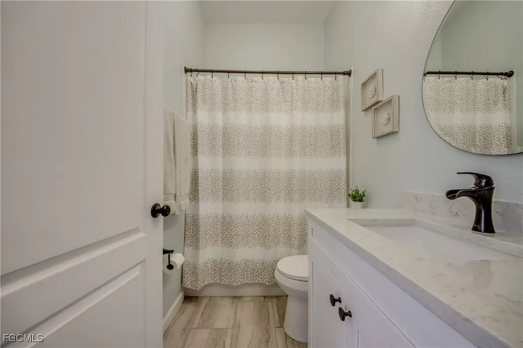 118 NE 21st Avenue Cape Coral FL 33909