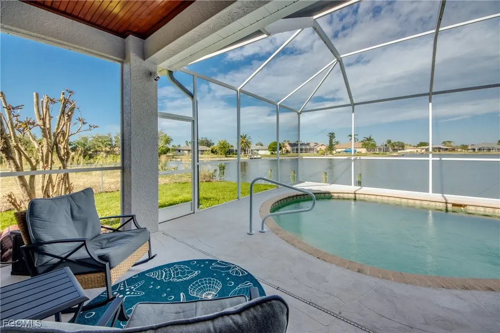 118 NE 21st Avenue Cape Coral FL 33909