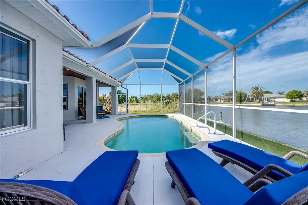 118 NE 21st Avenue Cape Coral FL 33909