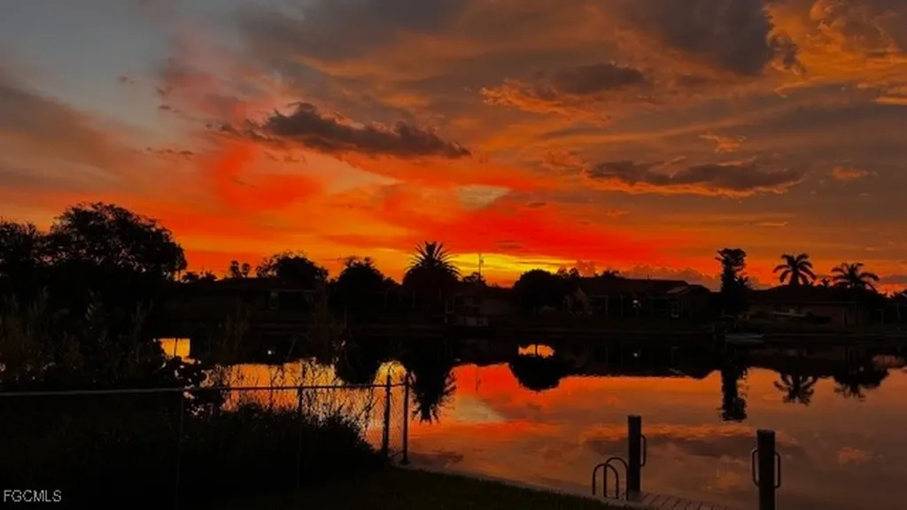 118 NE 21st Avenue Cape Coral FL 33909