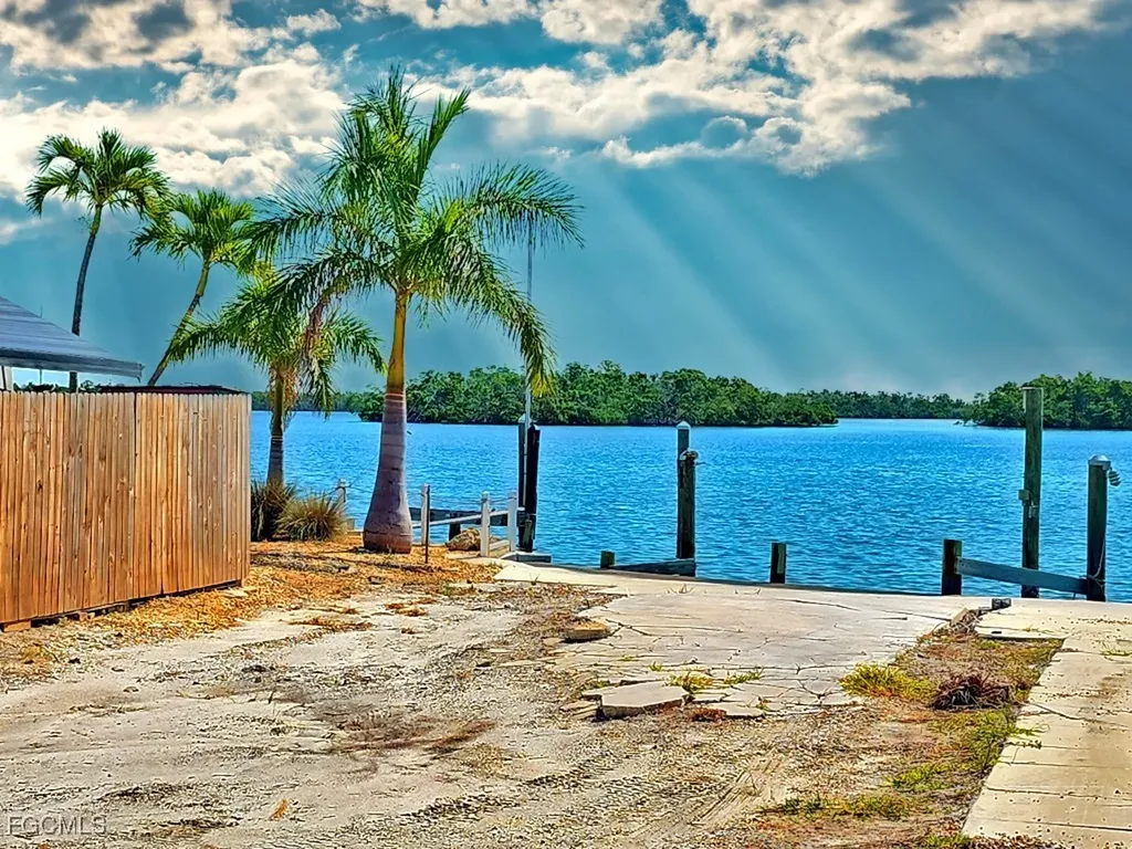 63 Emily Lane Fort Myers Beach FL 33931