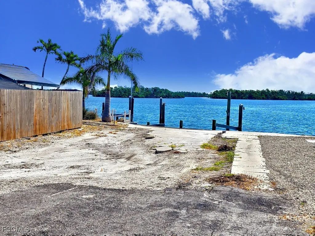 63 Emily Lane Fort Myers Beach FL 33931