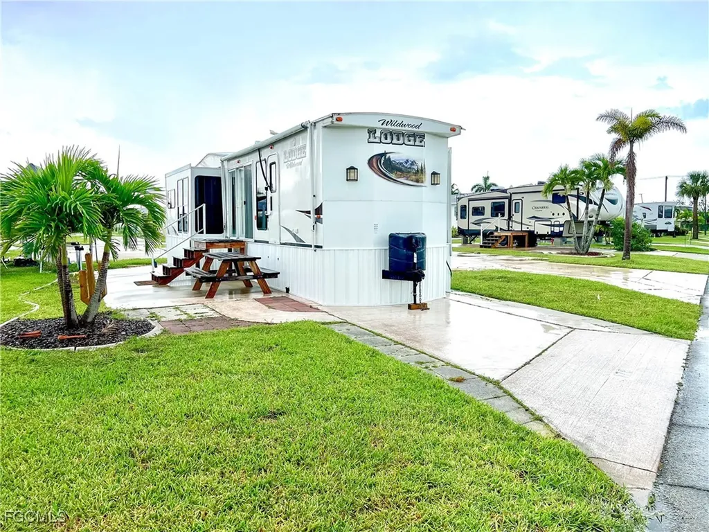 19681 Summerlin #176 Road Fort Myers FL 33908