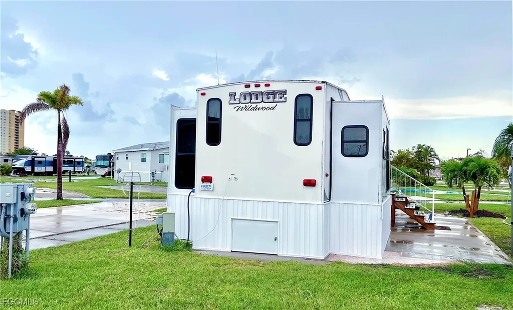 19681 Summerlin #176 Road Fort Myers FL 33908